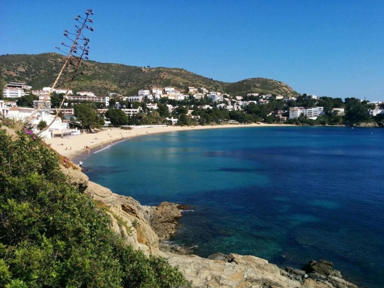Breathtaking Costabrava Seaview Apartment 5M Beach - Casa Artevida Roses Exterior foto